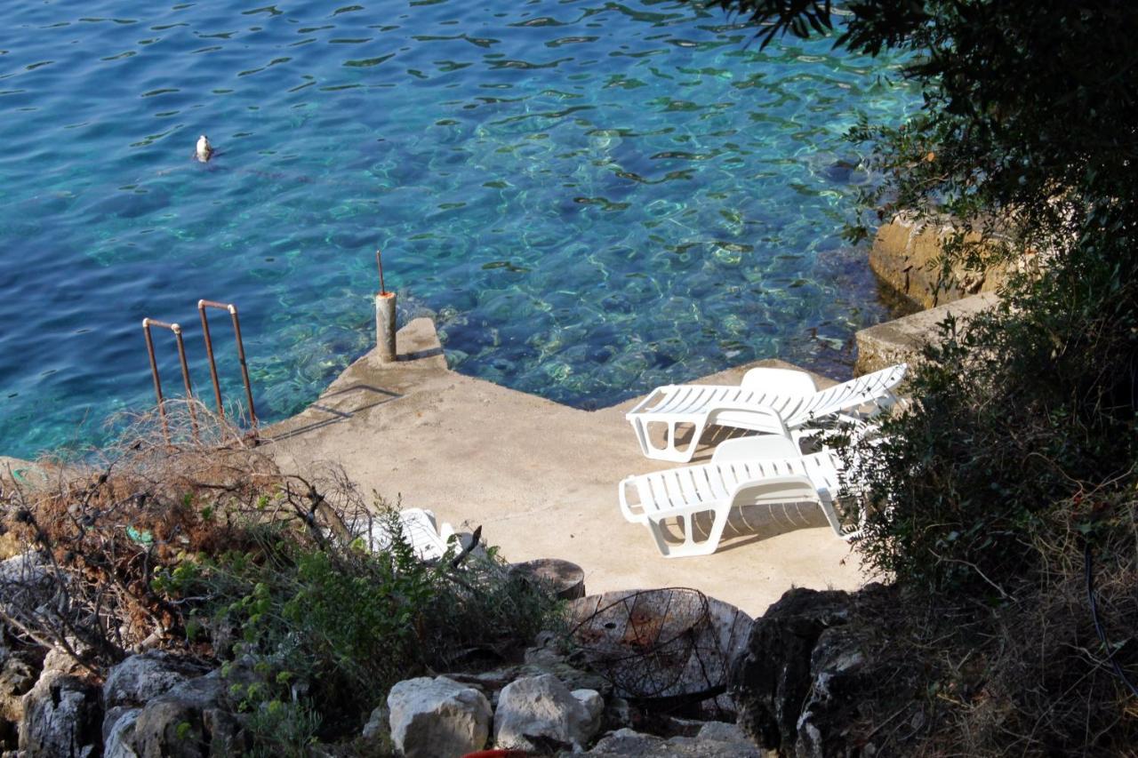 Apartments By The Sea Ubli, Lastovo - 8354 Uble ภายนอก รูปภาพ